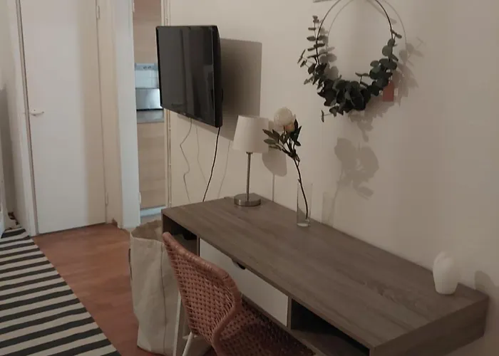 Kodikas Rintamamiestalo Laehellae Keskustaa * Salo (Salo)